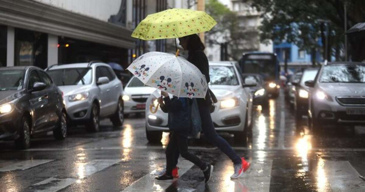 apos-dias-calor,-sp-pode-ter-chegada-de-frente-fria-com,-chuvas-de-granizo-e-ventos-fortes