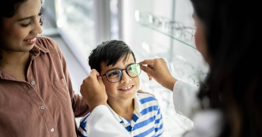 lentes-especiais-desaceleram-progressao-da-miopia-em-periodo-de-seis-anos