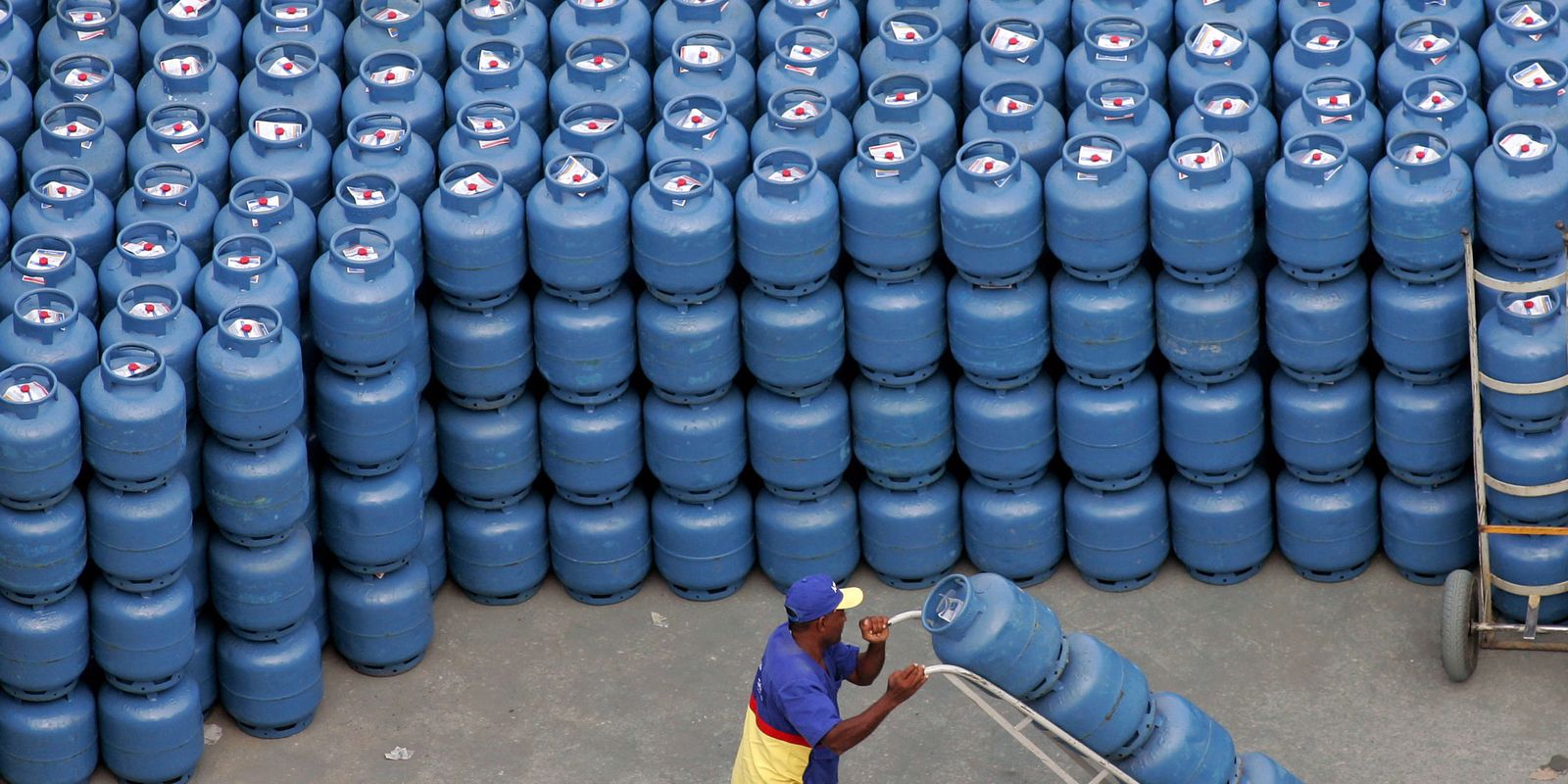 beneficiarios-com-nis-final-7-recebem-auxilio-gas-nesta-terca-feira