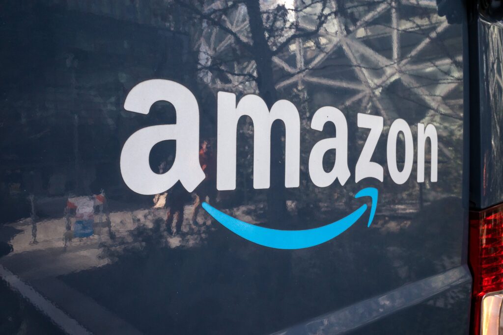 amazon-exige-que-perplexity-suspenda-uso-de-ia-que-faz-compras-online