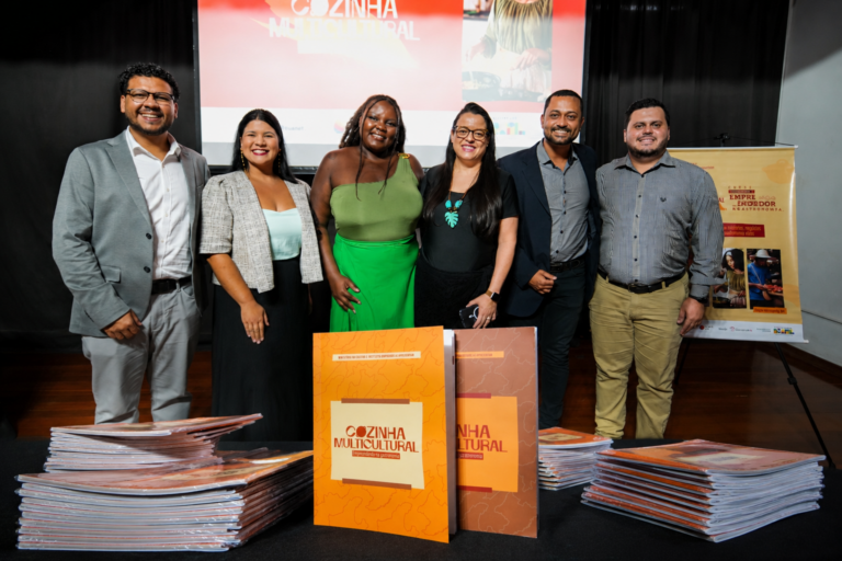 Livro resgata memórias alimentares de migrantes e mostra a gastronomia como ponte entre culturas e empreendedorismo
