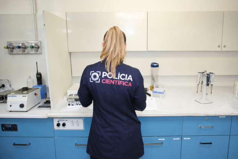 Polícia de SP coleta DNA de familiares para ajudar na busca por desaparecidos